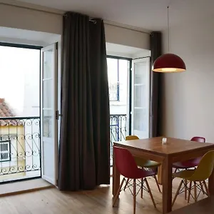  Apartment Two Bedroom In Historic Location! Close To The River