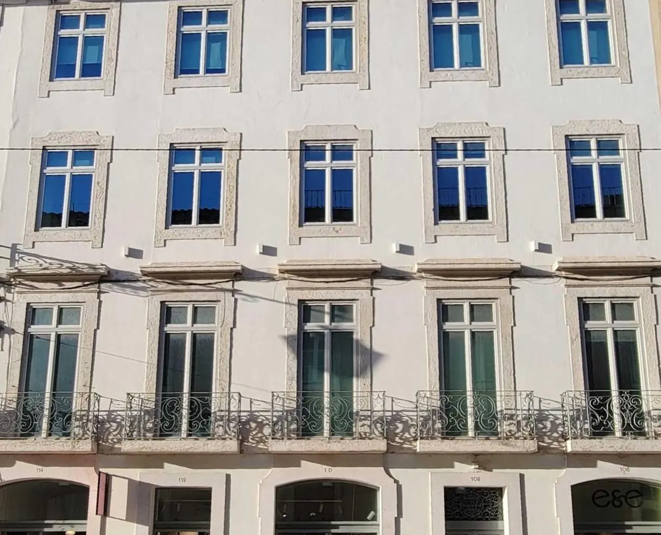 Arsenal 108, Design Apartments - New Light Downtown Chiado And River Lisbon Portugal