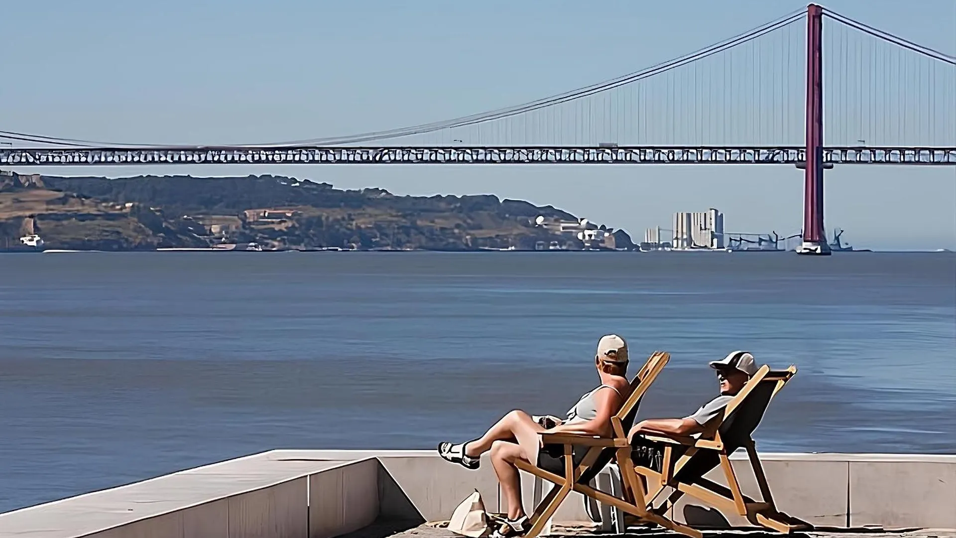 Arsenal 108, Design Apartments - New Light Downtown Chiado And River Lisbon