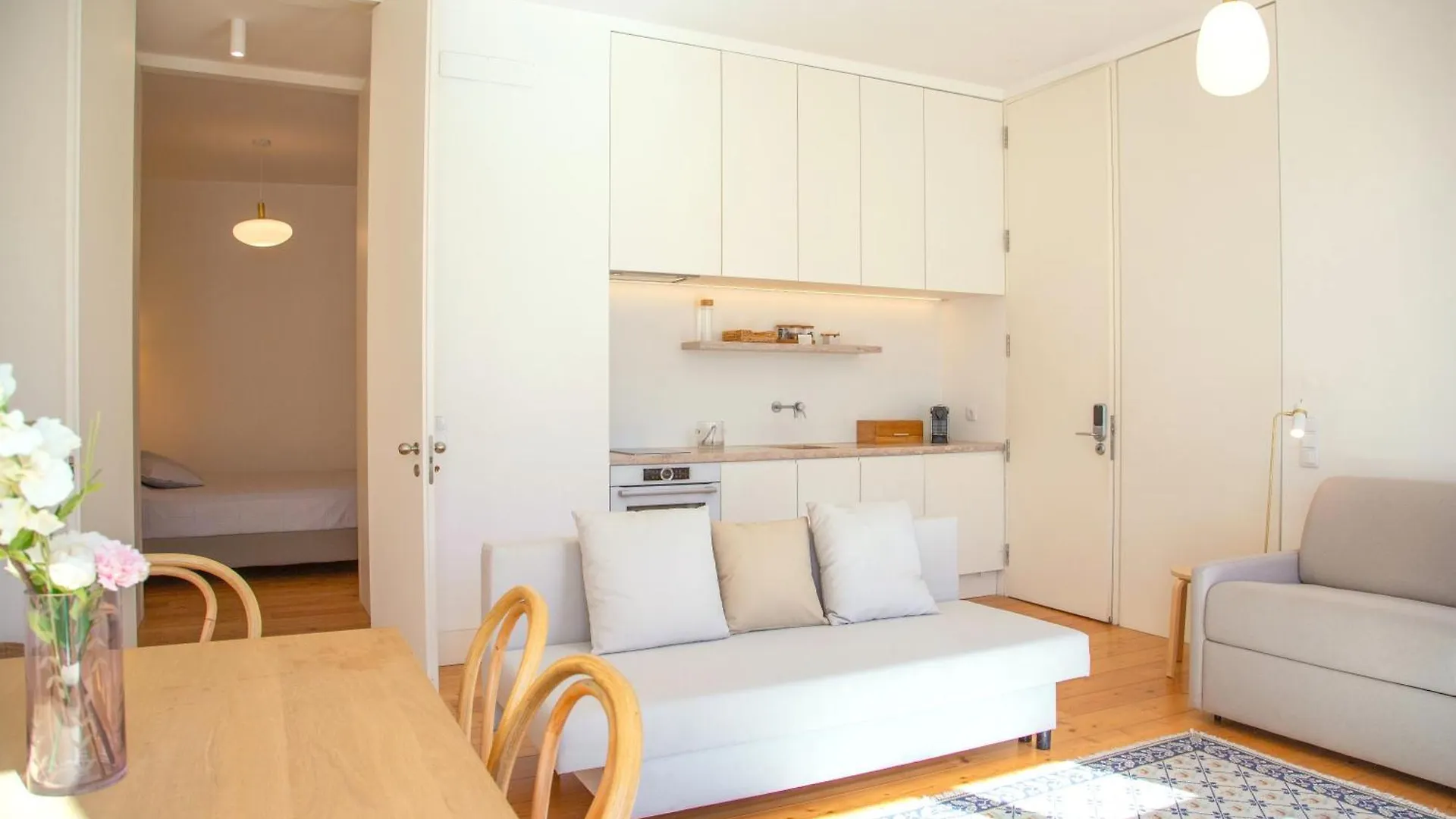 Arsenal 108, Design Apartments - New Light Downtown Chiado And River Lisbon
