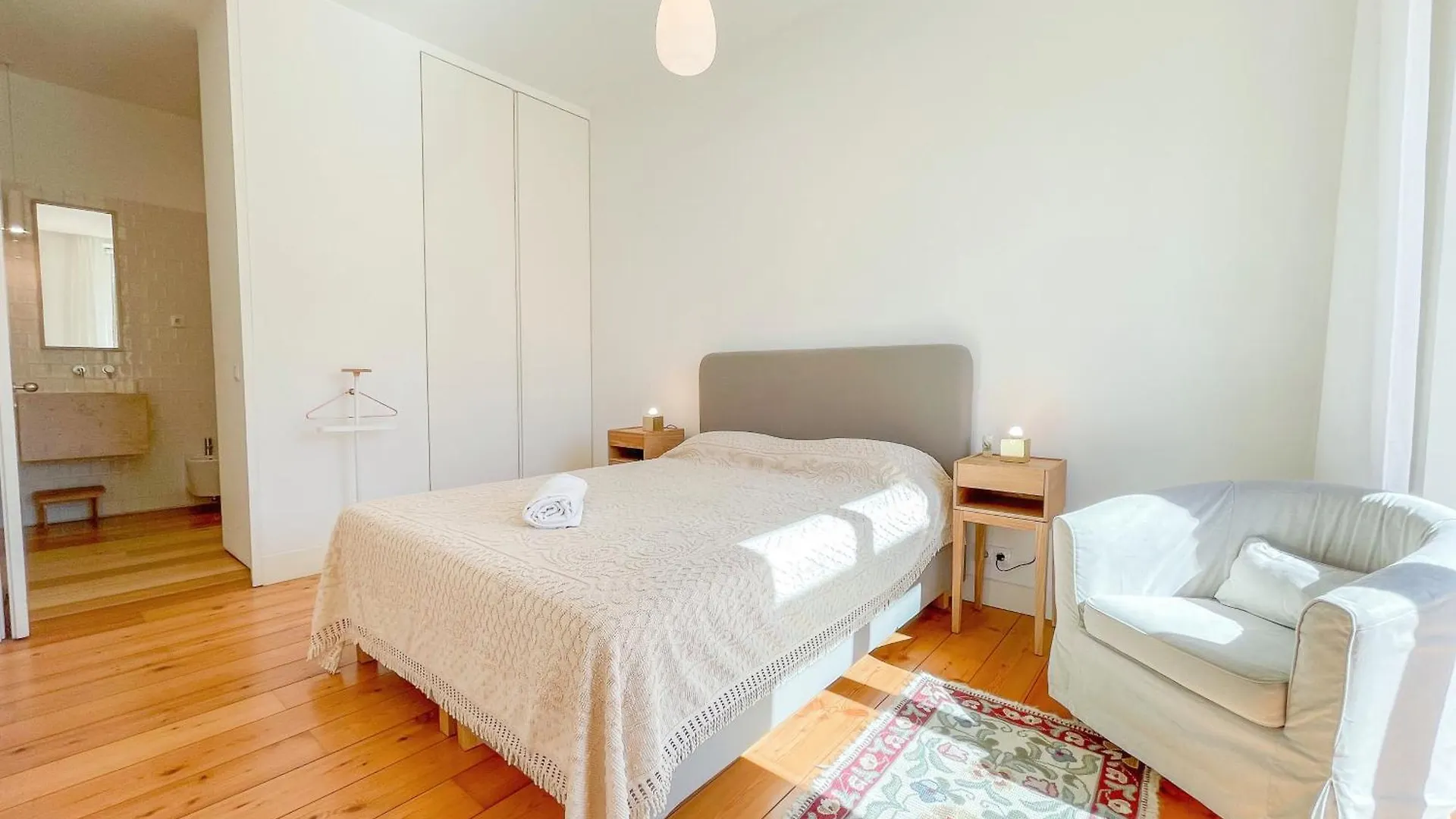 Arsenal 108, Design Apartments - New Light Downtown Chiado And River Lisbon Portugal